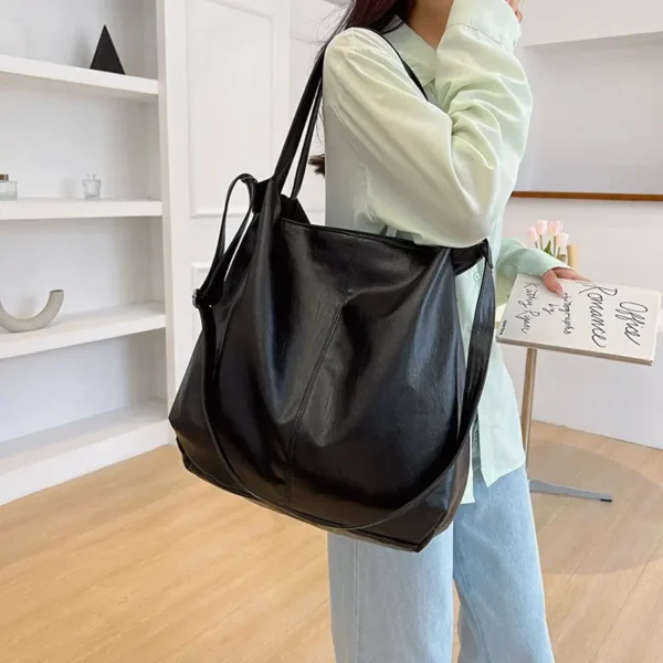 Grand sac à main rétro