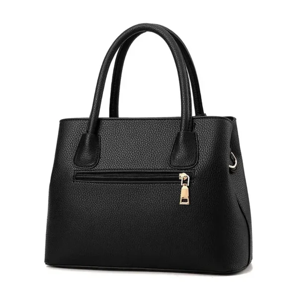 Sac à main bleu chic vue de l'arrière