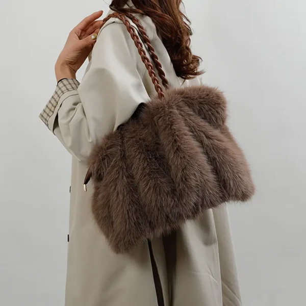 Sac à main femme en fausse fourrure tendance