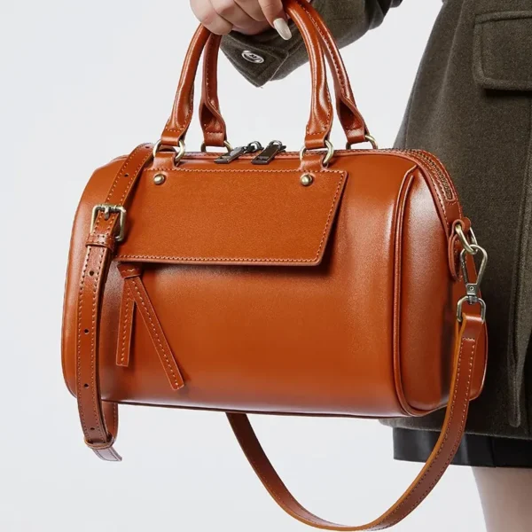 Sac à main noir élégant et chic