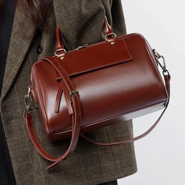 Sac à main noir élégant et tendance