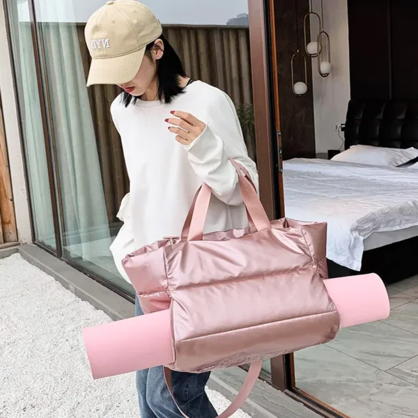 Sac à main rose tendance pratique
