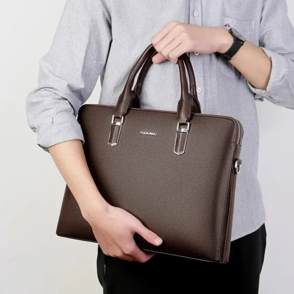 Sac à main vintage pour homme en cuir marron chic