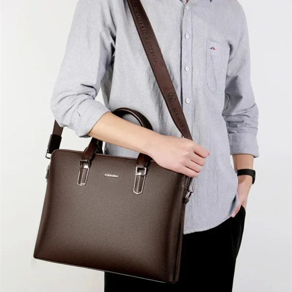 Sac à main vintage pour homme en cuir marron en bandoulière