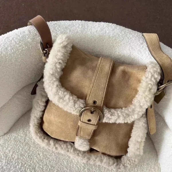 Sac à main bandoulière look scandinave presentation