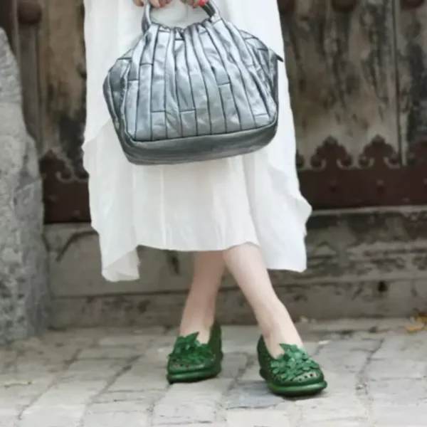 Sac à main femme brillant en cuir souple – Image 7