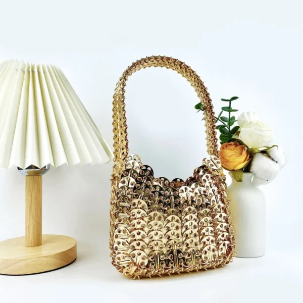 Sac à main femme glamour avec decoration